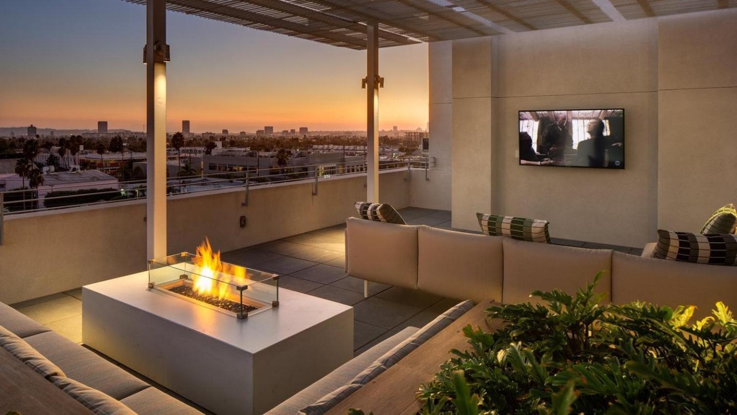 Apartment Trendy 2bd Haven In Hollywood! Parking & Pool